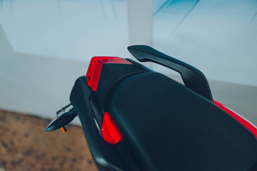 Benelli Tnt 150i Financia En 60 Cuotas Delcar Motos ®