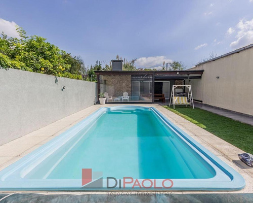 Venta · Casa En San Martín · Parque · Piscina