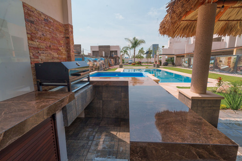 Casa En Santa Fe Xochitepec Morelos