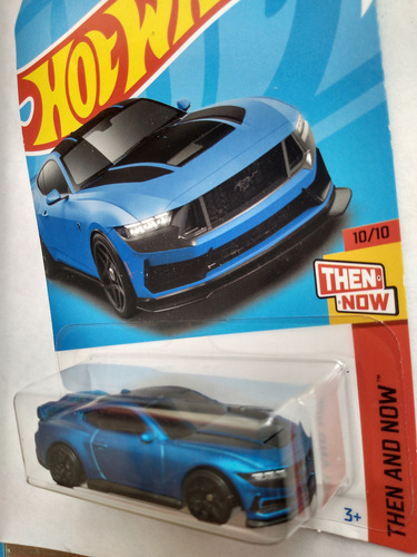 Ford Mustang Dark Horse Carro Hotwheels 2024