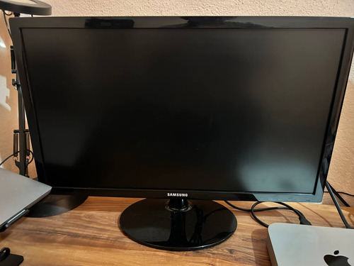 Monitor Gamer Samsung De 24 75hz Full Hd (Usado)