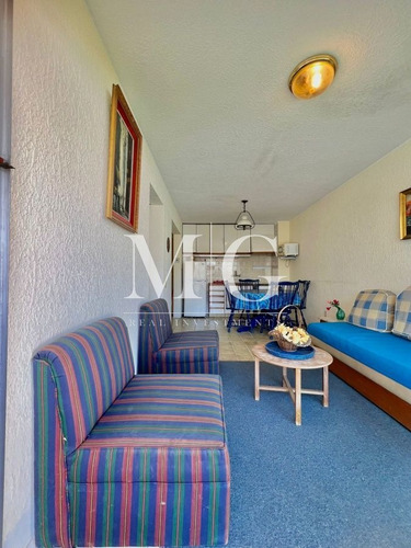Imagen 3 de 8 de Venta Apartamento 1 Dormitorio Frente Al Mar, Playa Brava