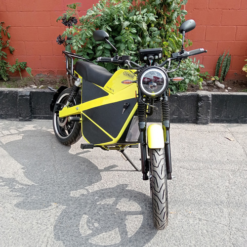 Zonder Zynch Moto Electrica Motor 6000 Watts 75 Km Velocidad
