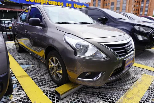 Nissan Versa 1.6 Drive