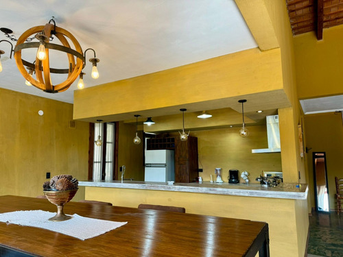 Casa En Venta 5 Ambientes - Zona Alamos - Pinamar Norte