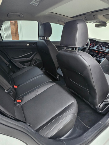 Volkswagen Jetta 1.4 Comfortline 250 Tsi Flex Aut. 4p