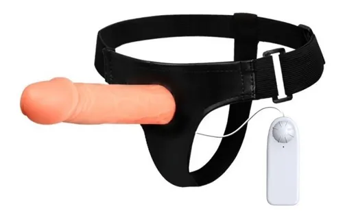 Arnés Vibración Dildo Realístico Hueco Funda Pene 17 X 4,5cm