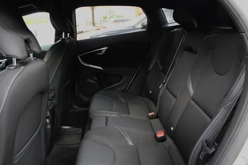 Volvo V40 2019