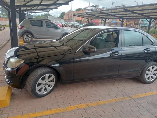 Vehículo En Buen Estado