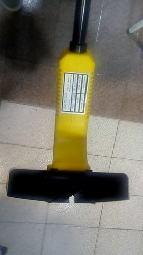 Imagen 7 de 8 de Bordeadora Eléctrica Everest Plus Amarilla 600w Corte 25 Cm