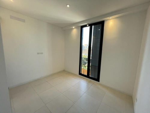 Imagen 15 de 23 de Dúplex A Estrenar De Categoria En Venta, San Miguel.