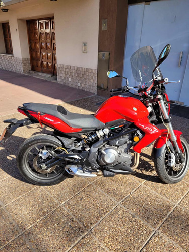 Imagen 13 de 15 de Benelli Tnt300