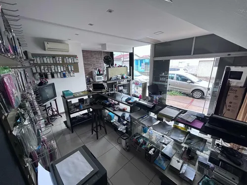 Ponto Comercial 2 Cômodo É Um Banheiro