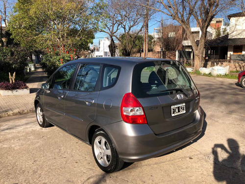 Imagen 9 de 18 de Honda Fit 2006 1.4 Lxl At