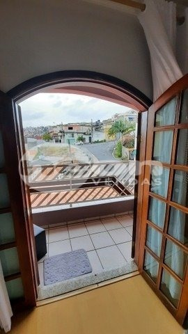 Imagem 4 de 15 de Casa Sobrado - Vila Suica - Ref: 2270 - V-2270