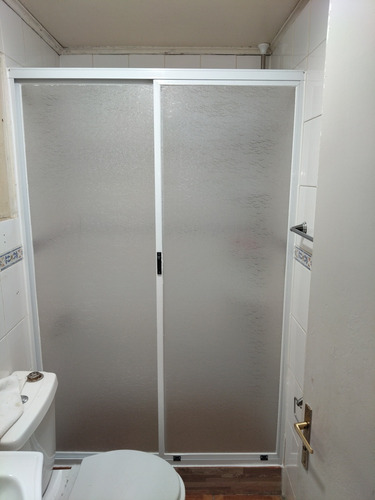 Mamparas De Baño A Medidas Diferentes Modelos Y Colores