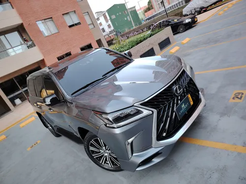 Lexus LX 5.7 570