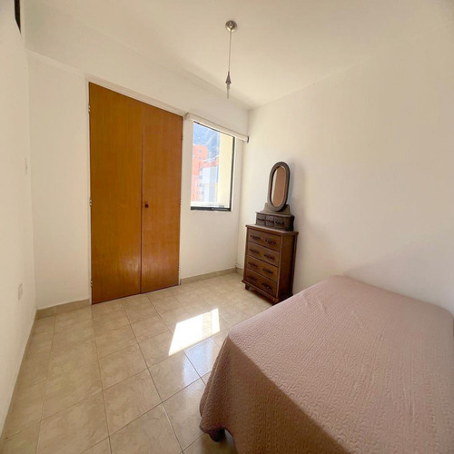 Apartamento En Valencia,la Trigaleña, Residencias Vahia Dorada. Ina-882 Tp