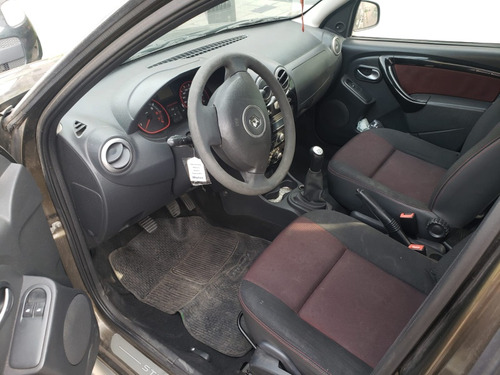 Renault Sandero Stepway 1.6 Confort 105cv