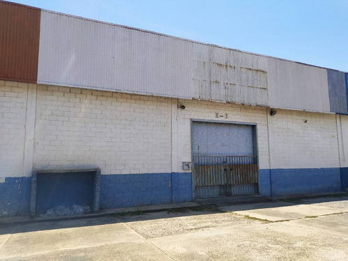 Imagen 4 de 7 de Johanna Castillo Alquila 04145951217 Galpon En Zona Industrial