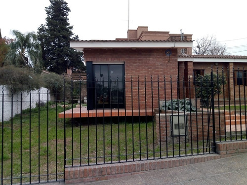 Imagen 13 de 18 de Casa En Alta Gracia , 3 Dormitorios Financiacion Amplia ,se Escuchan Ofertas