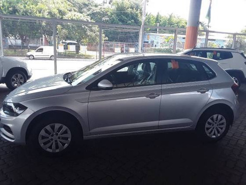 Imagem 8 de 9 de Volkswagen Polo 1.0 Mpi Total Flex Manual