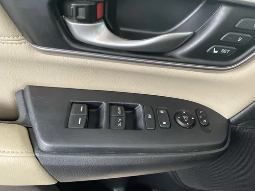 Honda CR-V 1.5 Touring Piel Cvt