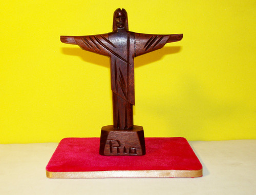 Cristo Del Corcovado Tallado En Madera De Cedro En Rosario