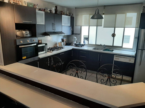 Imagen 1 de 14 de 143448 L Trias 04140432833 Apto. Venta Tzas. De Los Nisperos