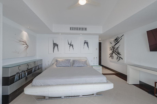 Departamento En Venta En Colonia Zona Hotelera Norte, Puerto Vallarta, Jalisco