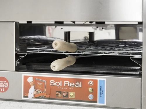 Imagen 3 de 7 de Carlitero Tostador Electrico Sol Real Modelo 196 2400w