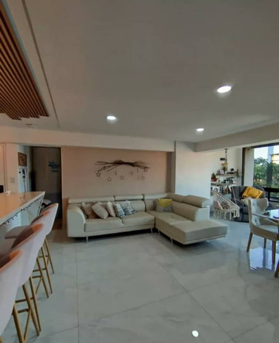 En Venta Apartamento En Los Chaguaramos