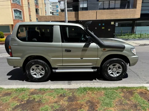 Toyota Prado 2.7 Sumo