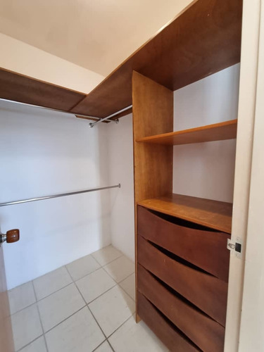 Imagen 7 de 14 de Se Vende Apartamento En Res Papiros Mañongo Foa-2007 Jean