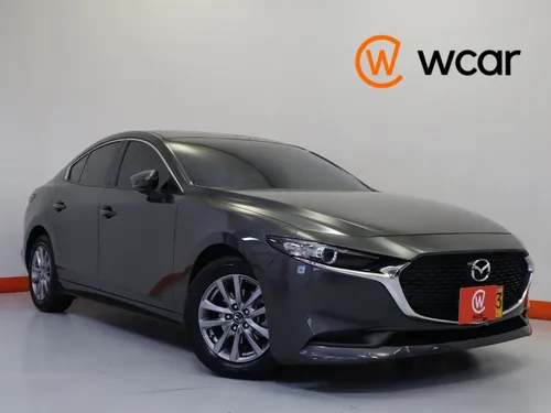 Mazda 3 TOURING 2.0 MT 6AB 4P