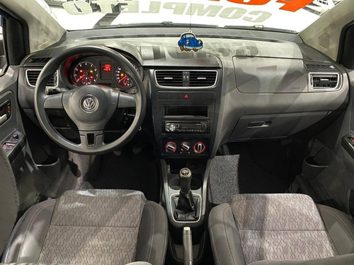 Volkswagen Fox 1.6 Mi 8v Flex 4p Manual