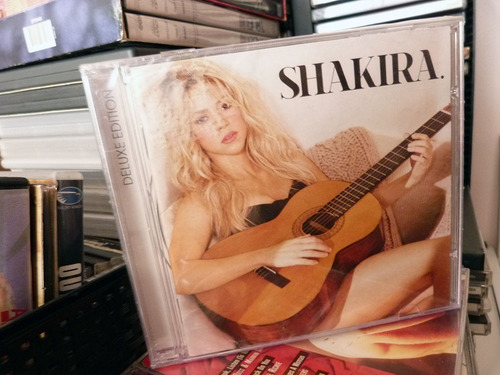 Cd Shakira Deluxe Edition - La La La (brasil 2014)