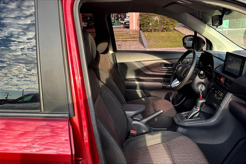 Toyota Avanza 5p XLE L4/1.5 Aut