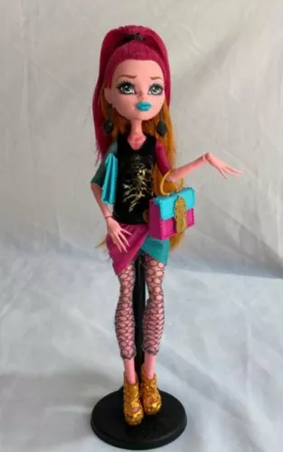 Boneca Monster High Clawdeen Freaky fiel trip incompleta, usada