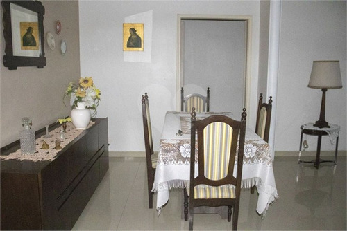 2 Quartos, Sala, Garagem E Mobiliado. - 271-im568945