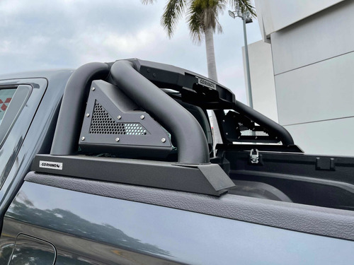 Imagen 12 de 15 de Mitsubishi L200 2021 2.5 Di-d Cabina Doble 4x4 Mt