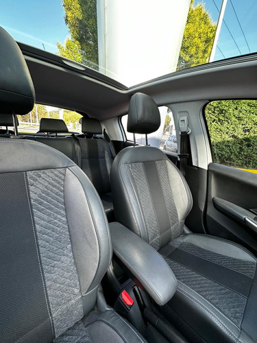 Peugeot 208 1.6 Feline Tiptronic
