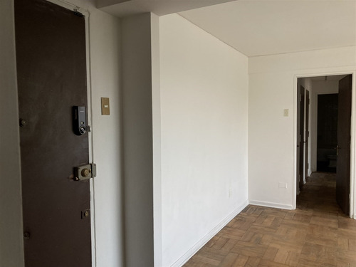 Venta De Oficina En Providencia Con Los Leones Metro L1-l6