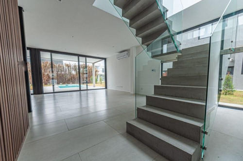 Imagen 10 de 25 de Casa En Venta En Los Castaños - Nordelta