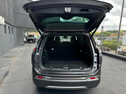 Jeep Commander 2.0 TD380 TURBO DIESEL OVERLAND AT9