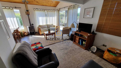 Casa En Condominio En Ritoque, Excelente Estado Y Ubicacion
