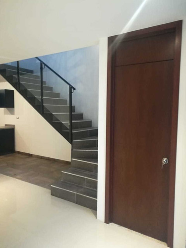 Imagen 5 de 11 de Casa En Venta