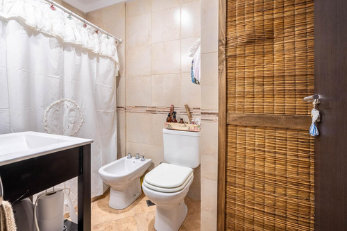 Venta Departamento De 2 Ambientes En Flores