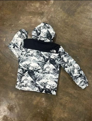 Campera The North Face Puffer Camuflada