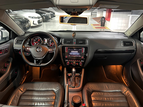 Volkswagen Jetta 2.0 TSI HIGHLINE 211CV GASOLINA 4P TIPTRONIC